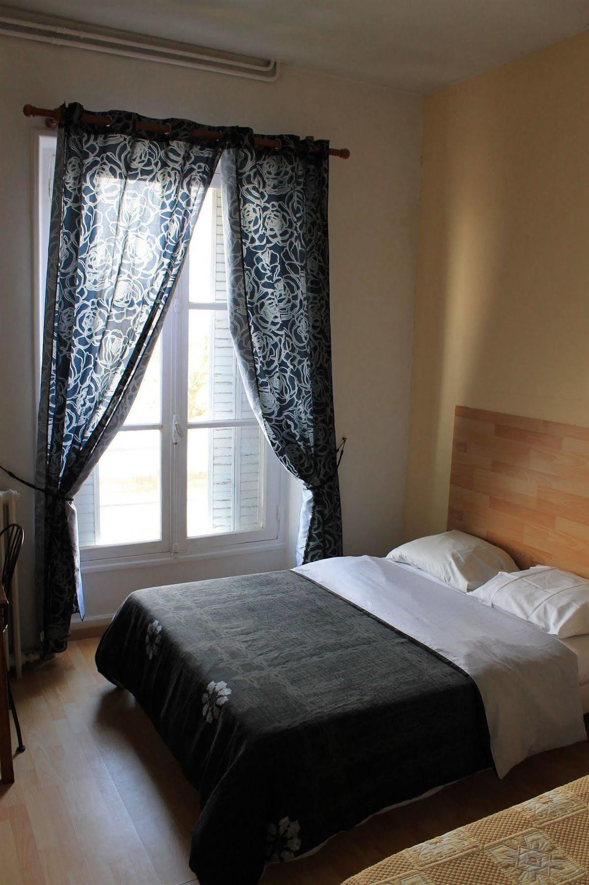 Hotel Le Pavillon 2*